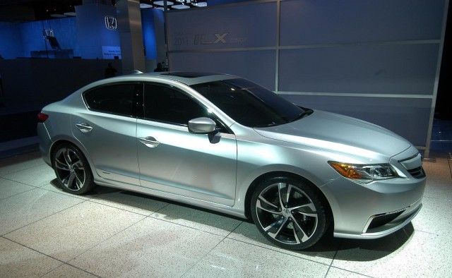 Acura ILX 2013-1.JPG